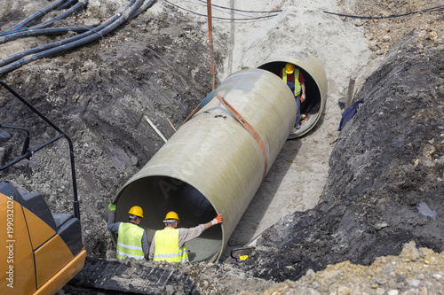 фотографія Laying and joining of large diameter pipes