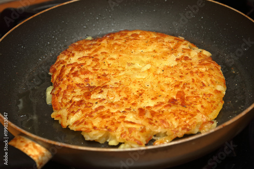 Wallpaper Mural Swiss hash browns Torontodigital.ca