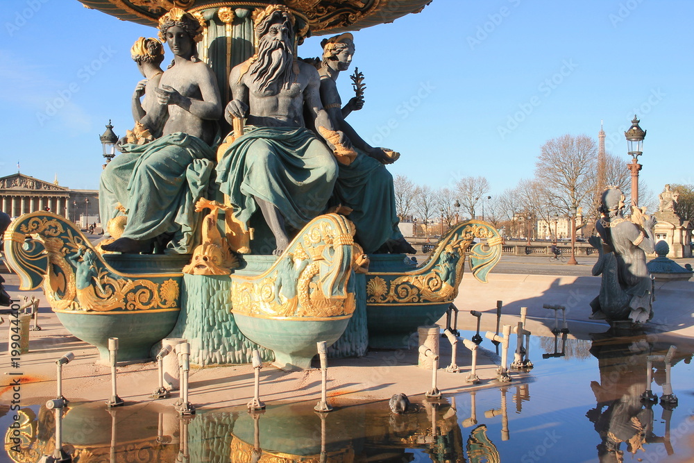 Fontaine de la place de la concorde à Paris, France