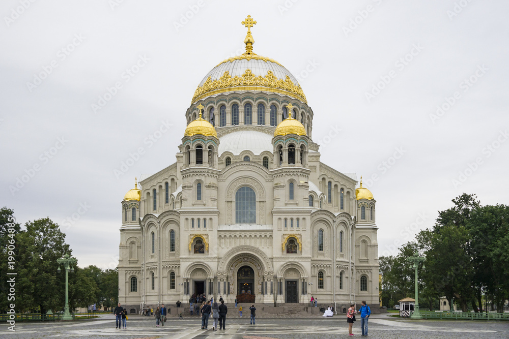 Kronstadt. The Naval Cathedral of St. Nicholas Nicholas the Wonderworker. - built last, the largest of the sea cathedrals of the Russian Empire. It was erected in 1903-1913.