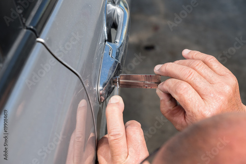 pecialist car was knocked out of the door.