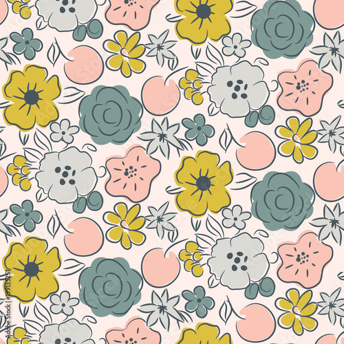Seamless pattern with blooming flowers and berries.