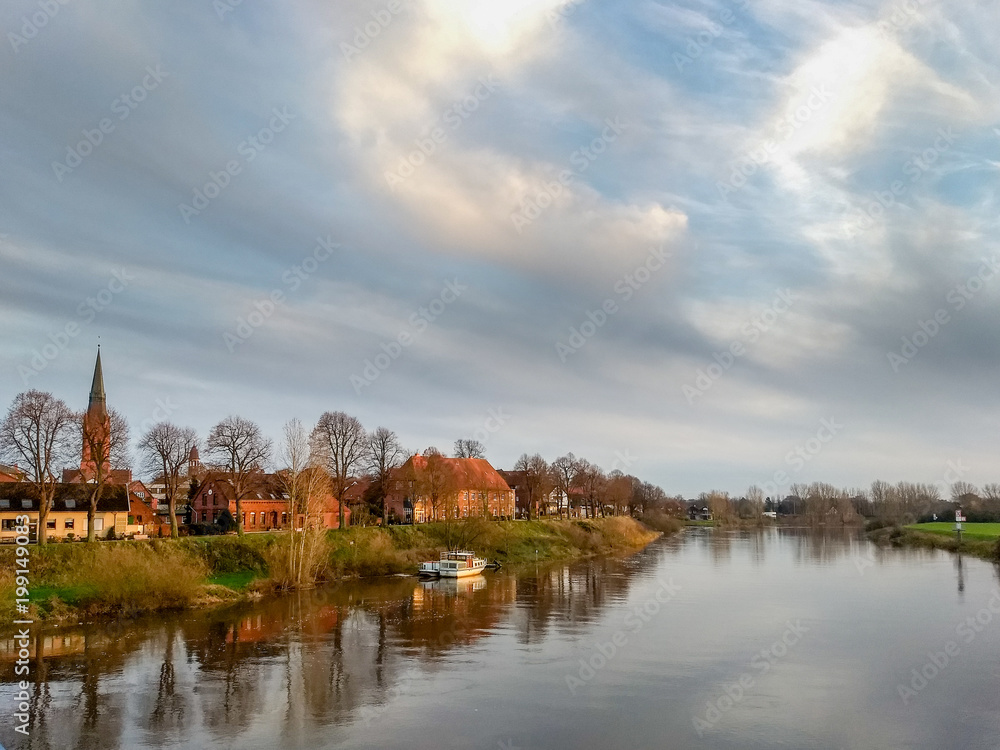 Nienburg an der Weser im Herbst