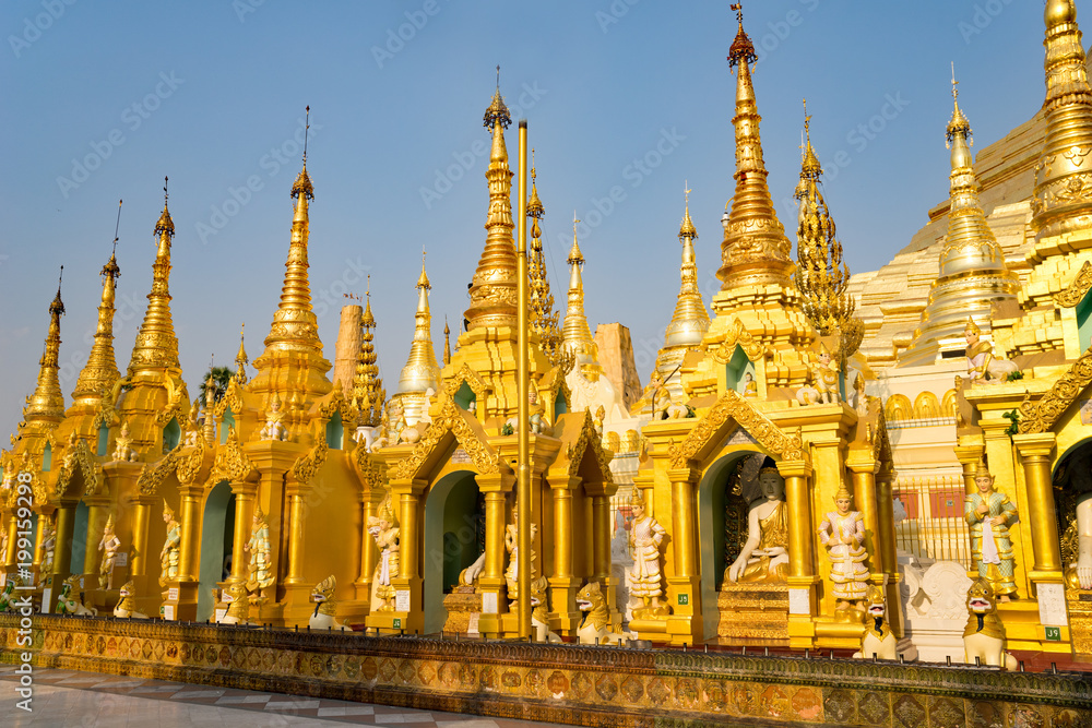 Fototapeta premium Shwedagon Pagode