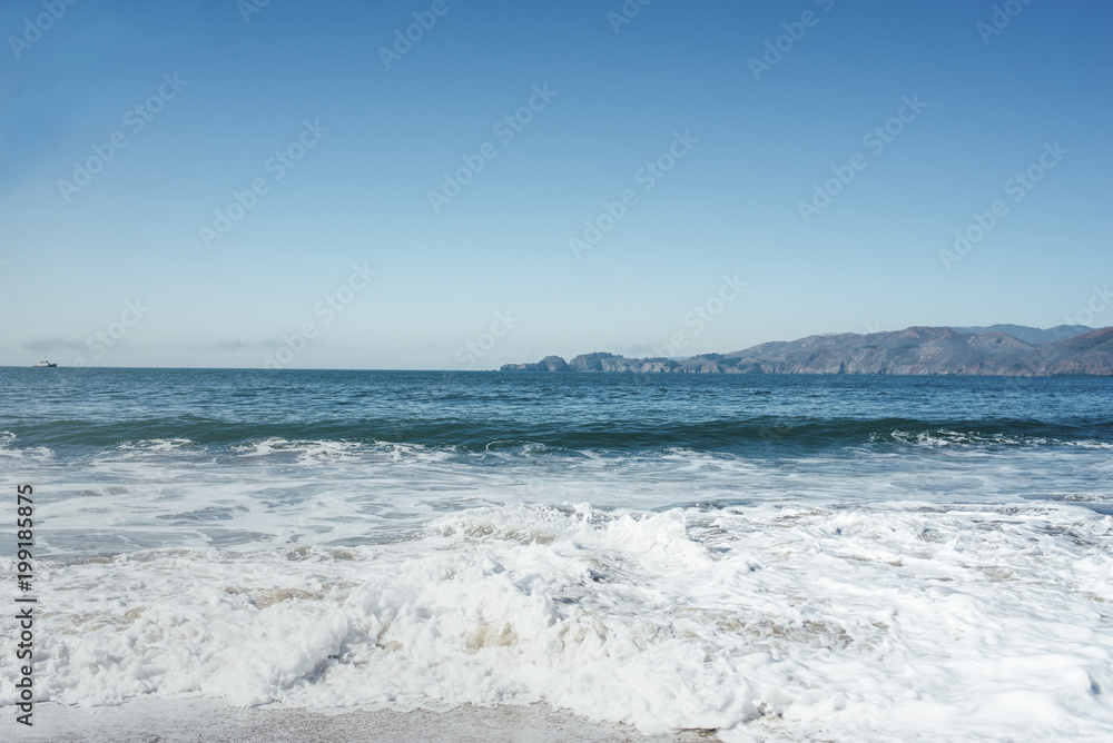 ocean seaside in san francisco with hills