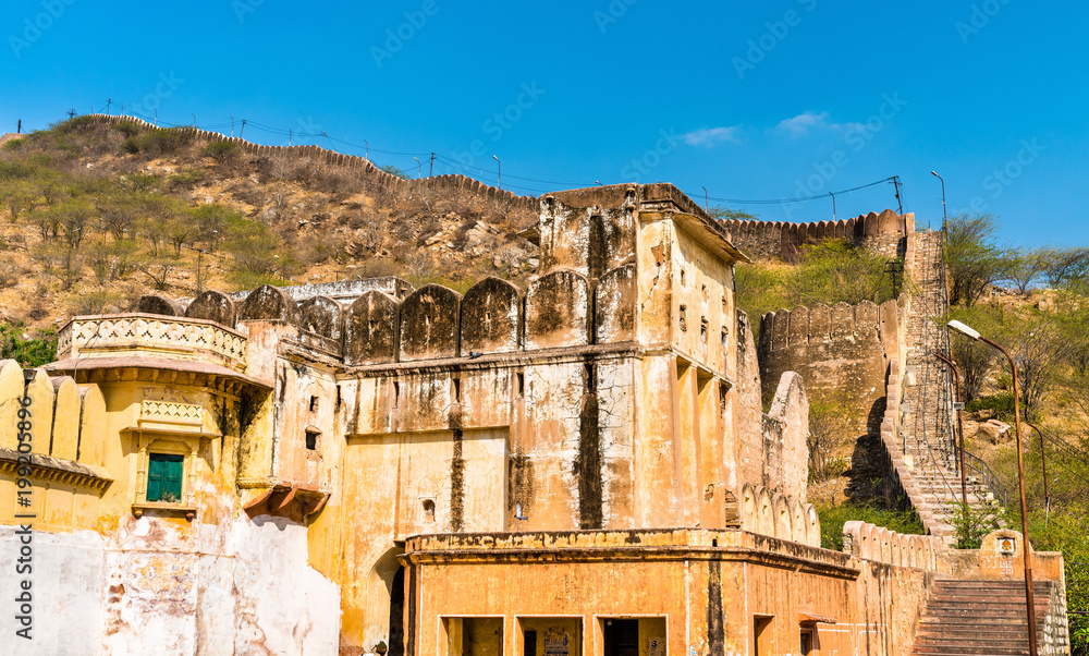 Defensive walls around Amer town - Jaipur, India
