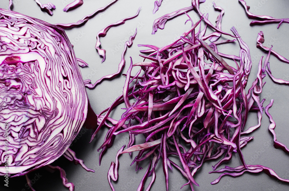 Obraz premium chopped red cabbage salad ingredient