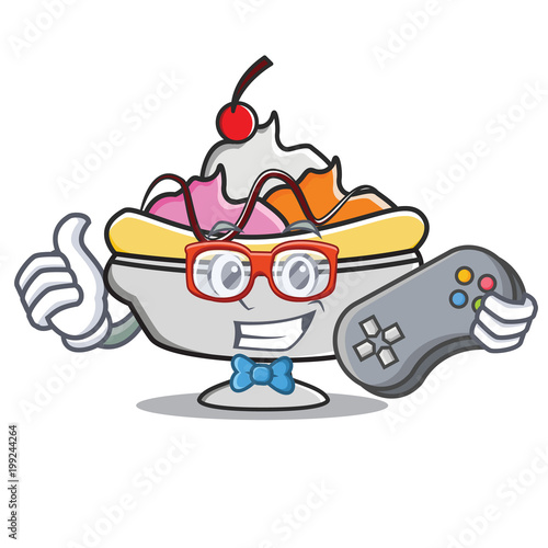 Gamer banana split mascot cartoon photo