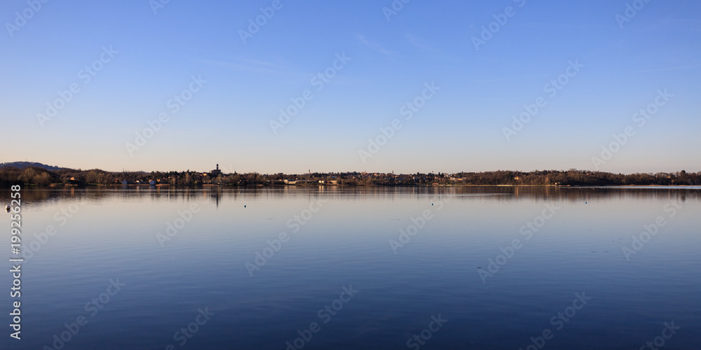 lago di Pusiano