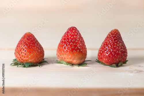 Quadro em tela Strawberry fruit