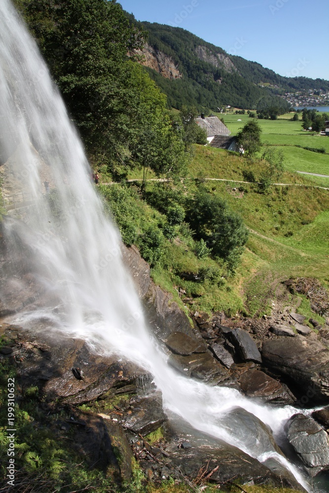 Obraz premium Steinsdalsfossen waterfall landscape