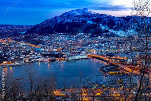 Bergen by night 5