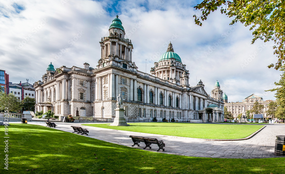 Belfast City Hall in Northern Ireland, UK - obrazy, fototapety, plakaty 