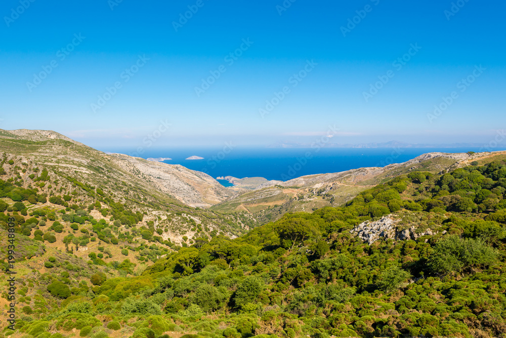 Naklejka premium Beautiful view of sea coast in summer day. Naxos island. Cyclades, Greece