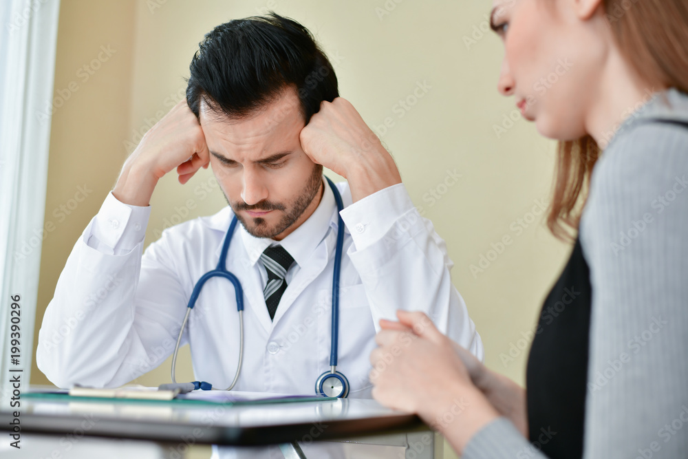 Terrible medical concept. Patients stressful in the doctor's diagnosis. Patients are concerned about medical treatment. The doctor's treatment makes the patient afraid. Terrible medical concept. Patients stressful in the doctor's diagnosis. Patients are concerned about medical treatment. The doctor's treatment makes the patient afraid.