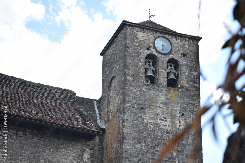 campanario de una antigua iglesia en husca en oza campanario de una antigua iglesia en husca en oza
