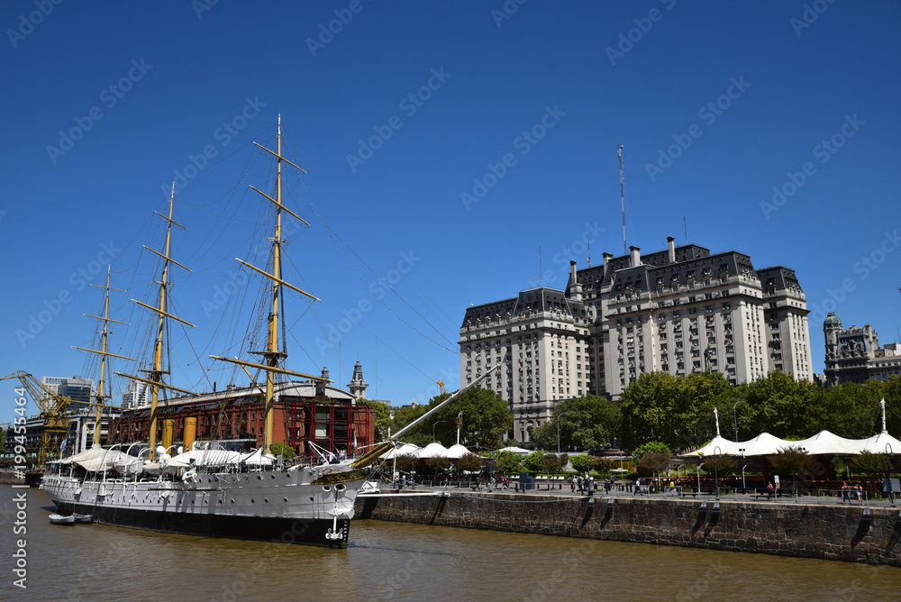 Naklejka premium Quartier des affaires de Puerto Madero à Buenos Aires, Argentine