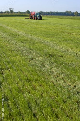 Manure injection. Agriculture