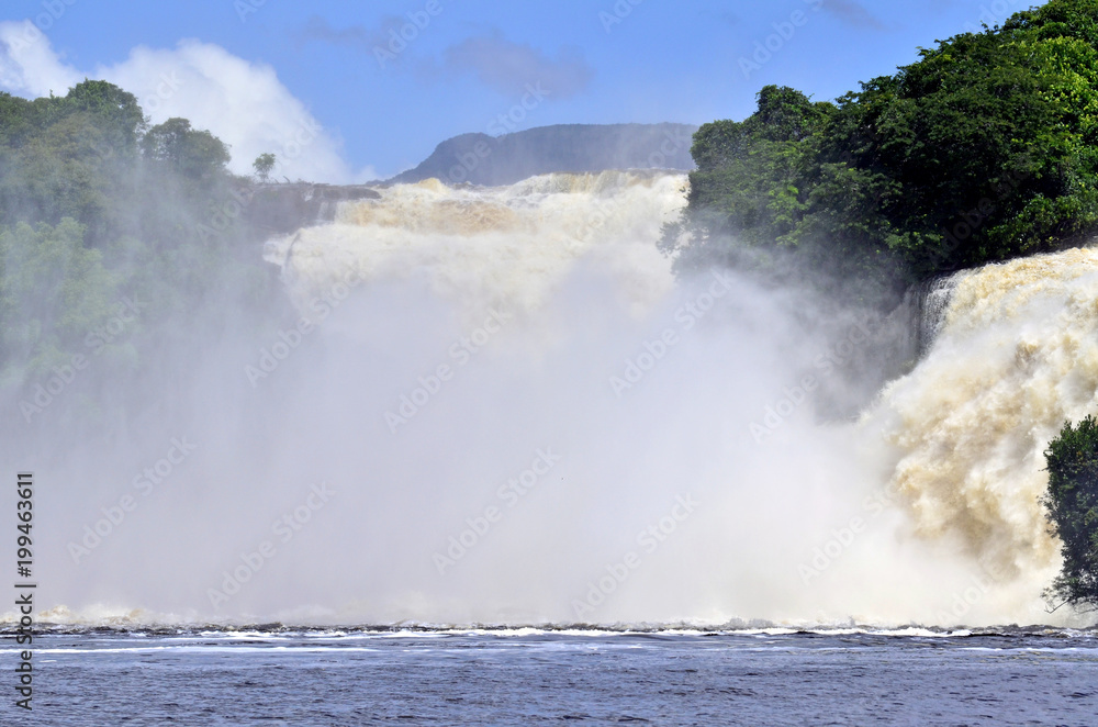 Obraz premium Parque nacional Canaima: Salto el Sapo