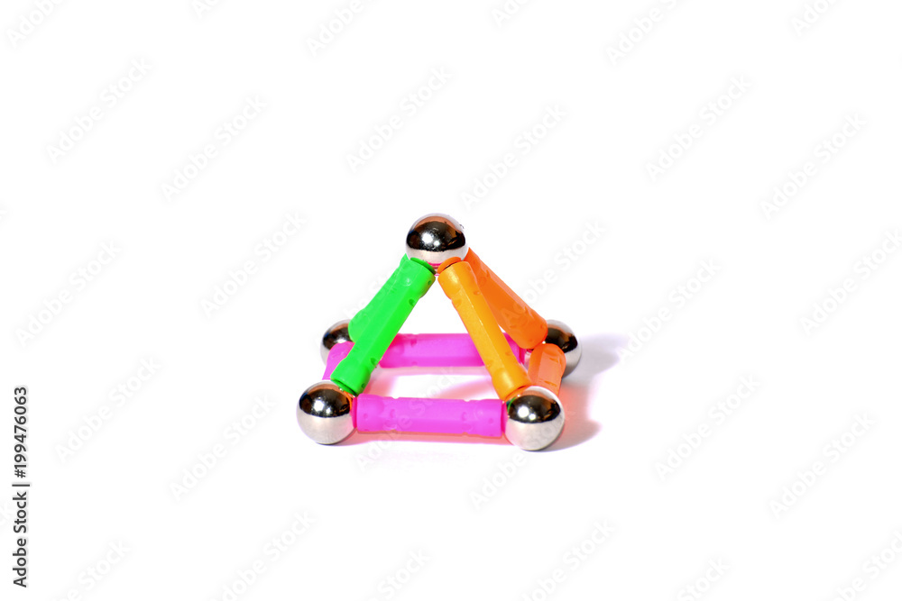 Obraz premium Pyramid and triangle from the designer on an isolated background.