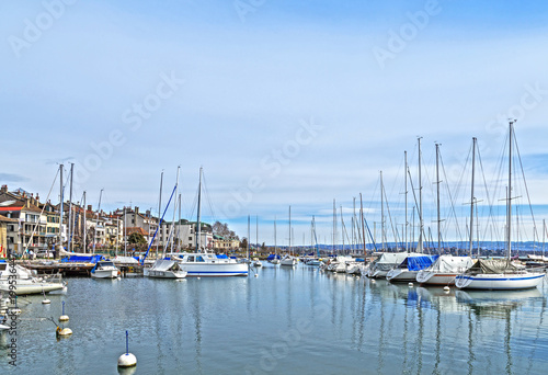 Small marina, city of Morges 2