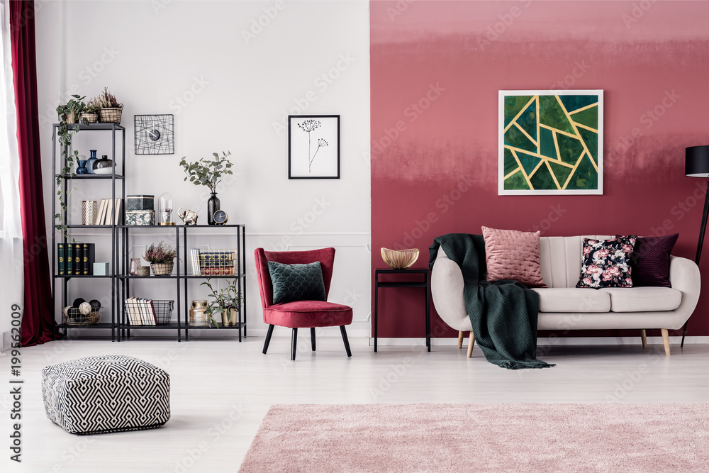 Living room with red wall - obrazy, fototapety, plakaty 