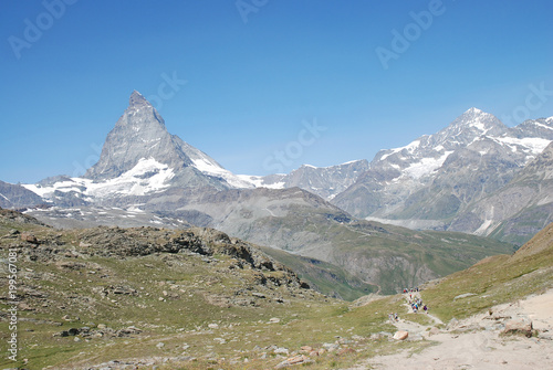 a hiking trail to Matterhorn / マッターホルンへつづくトレッキングコース ＠スイス