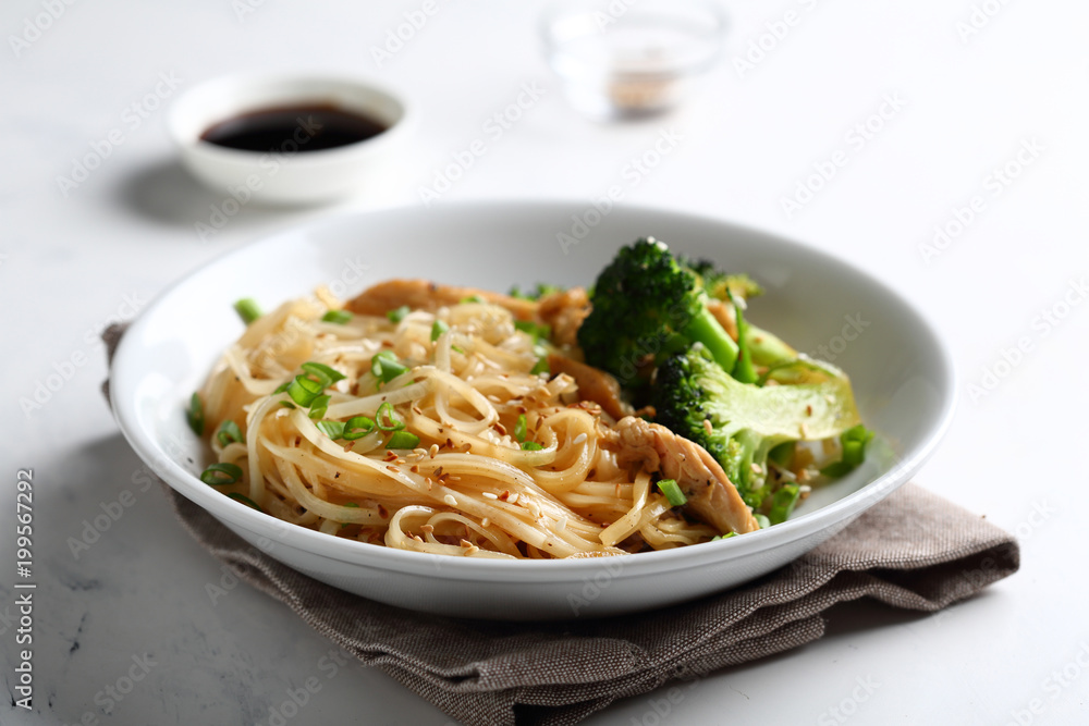 Noodles with broccoli