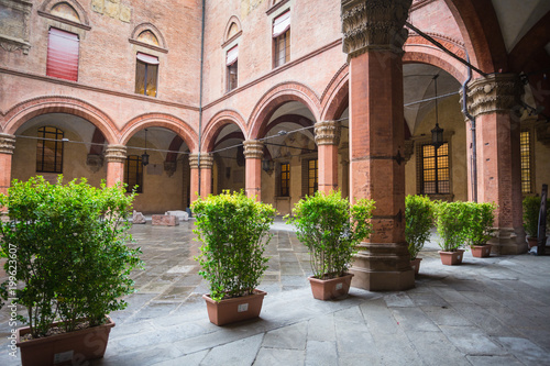 Fototapeta Naklejka Na Ścianę i Meble -  Courtyard of the Palazzo Comunale in Bologna. Italy