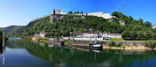 La citadelle de Besançon et le doubs