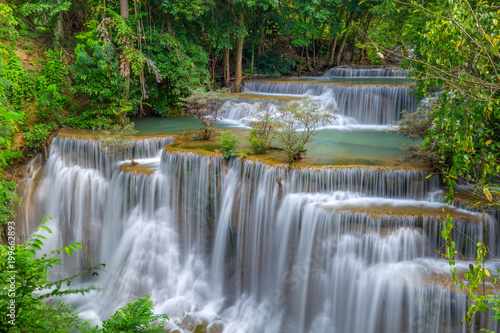 Fototapeta Naklejka Na Ścianę i Meble -  Beautiful Huay Mae Kamin Waterfall in Khuean Srinagarindra National Park, Kanchanaburi Province. Thailand
