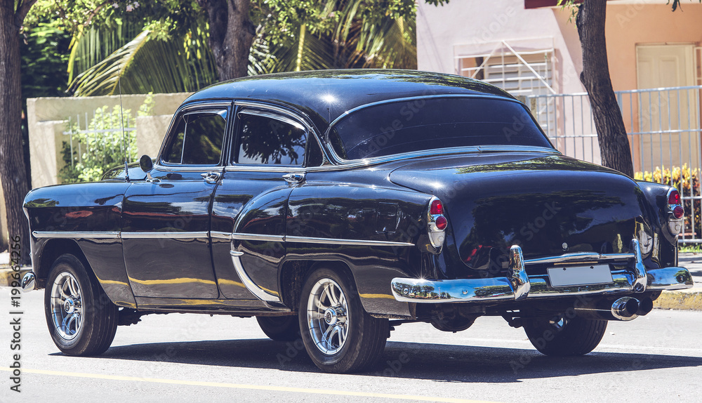 HDR Foto von einem amerikanischen historischen Auto in Havanna Kuba