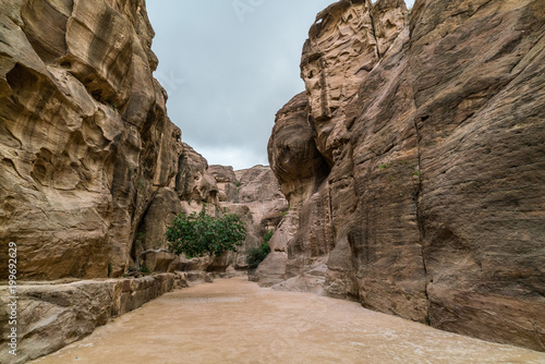Al-Siq main entrance to Petra