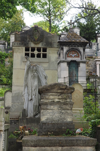 pere lachaise - paris france