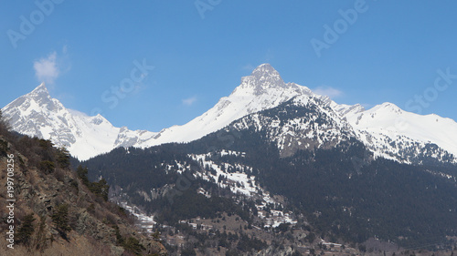 Auvergne-Rhône-Alpes - Savoie - Haute-Maurienne - Modane - La pointe de l'Echelle et la dent Perrachée vues de Modane