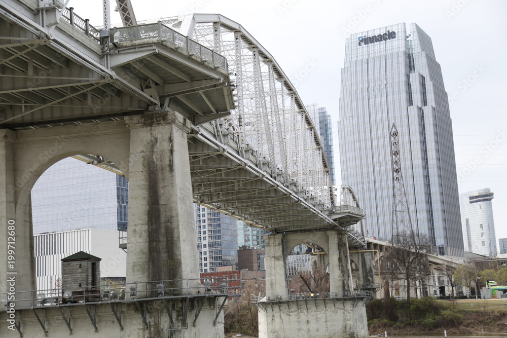 Fototapeta premium walking bridge