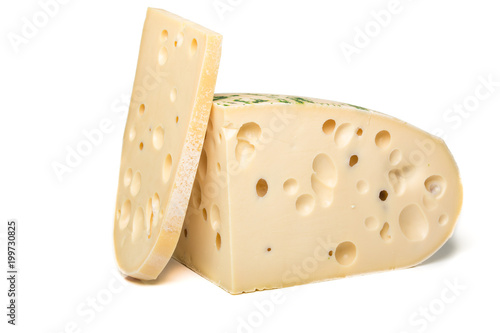 emmental sur fond blanc