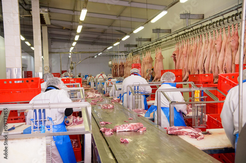 Принти на полотні workers of pork meat manufacturing