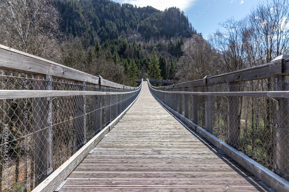 Brücken im Baumwipfelpfad im Allgäu