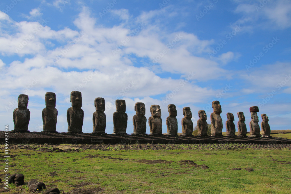 Moai- Ahu Tongariki-Osterinsel