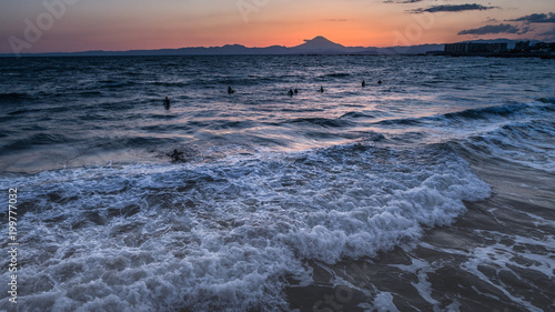 葉山町一色海岸　サーファー　富士山