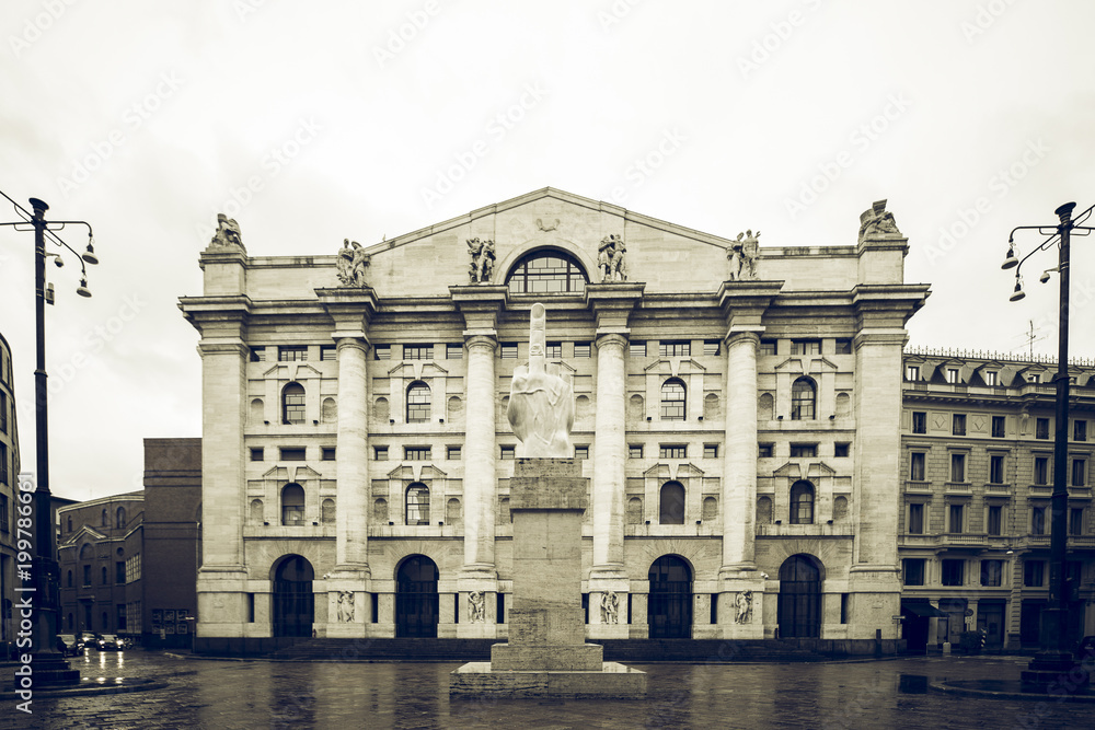 Naklejka premium stock change of milan