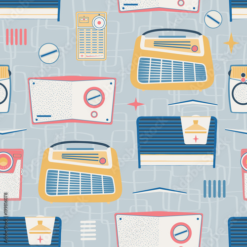 Vector Primary Light Gray Vintage Radios Seamless Pattern