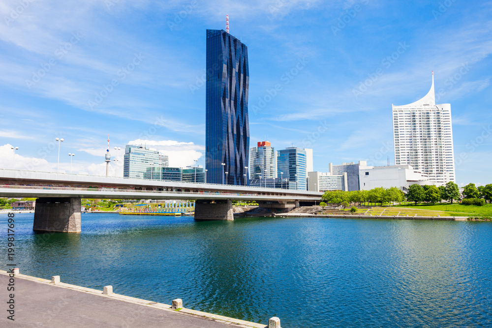 Obraz premium Danube modern district, Vienna