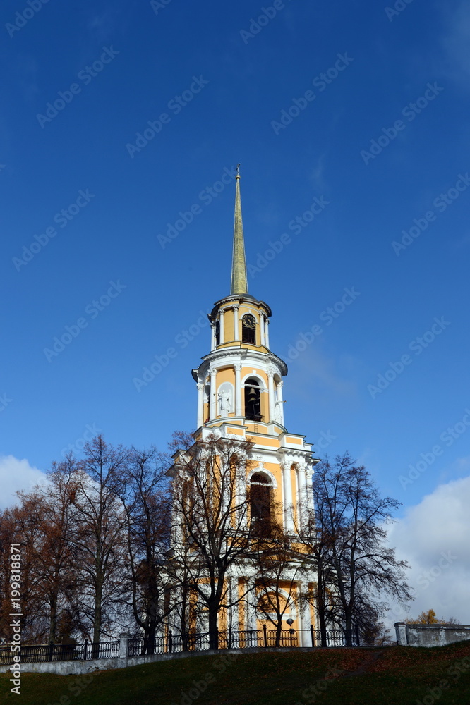 The bell tower of the Ryazan Kremlin in the background of the autumn sky. The bell tower of the Ryazan Kremlin in the background of the autumn sky.