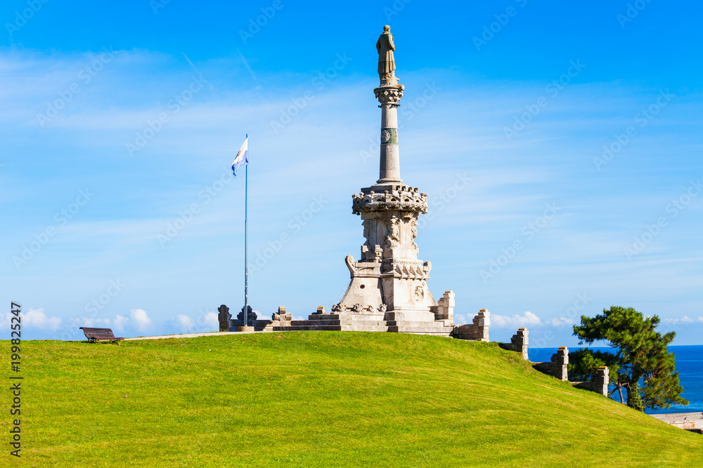 Fototapeta premium Monument to Marquis de Comillas