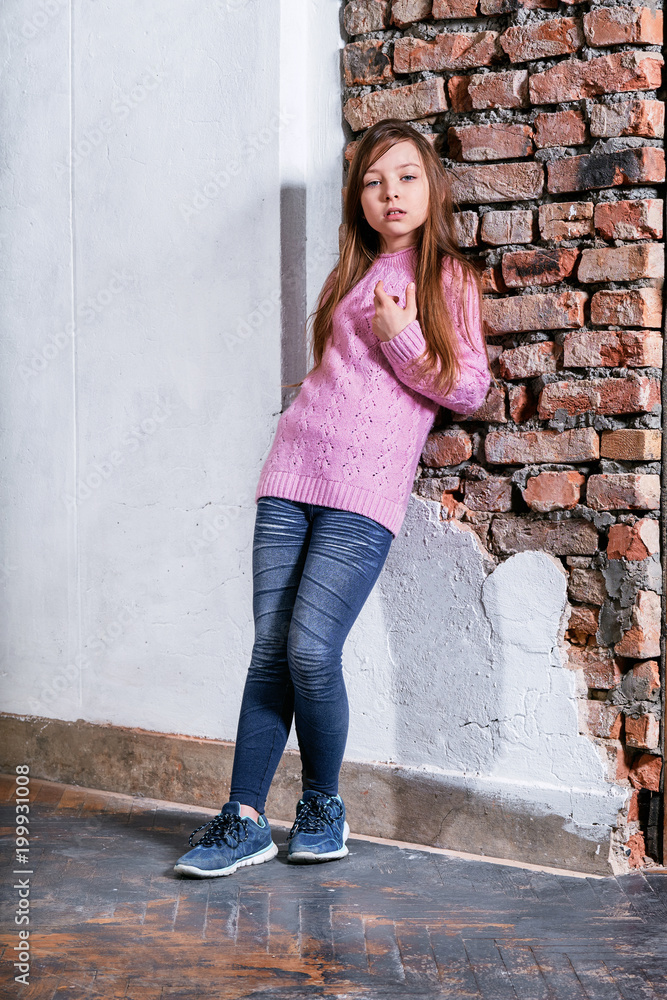 What to Wear with Pink Jeans  Casual outfits for teens, Pink jeans, Casual  outfits