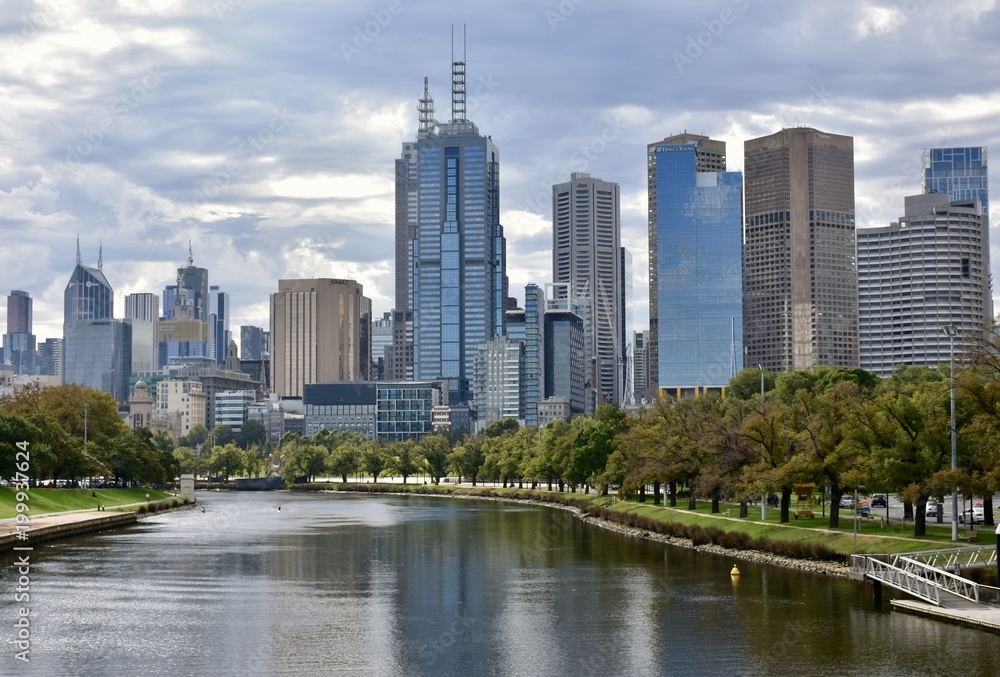 Fototapeta premium Melbourne city skyline from the Swan Street Bridge, looking out over the Yarra River
