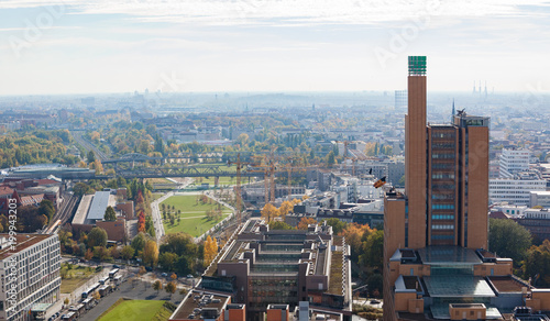 Canvas Print Berlin view of a building and park