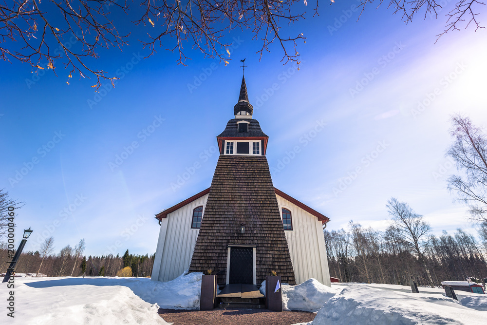 Φωτογραφία Bingsjo - April 01, 2018: Church of the small town of Bingsjo in Dalarna, Sweden